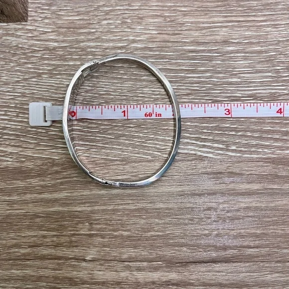 SALE Sterling silver alpaca clasp bracelet - Picture 8 of 10